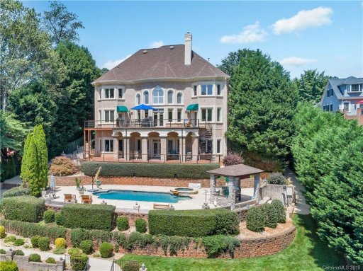 2232 Lake Ridge Drive