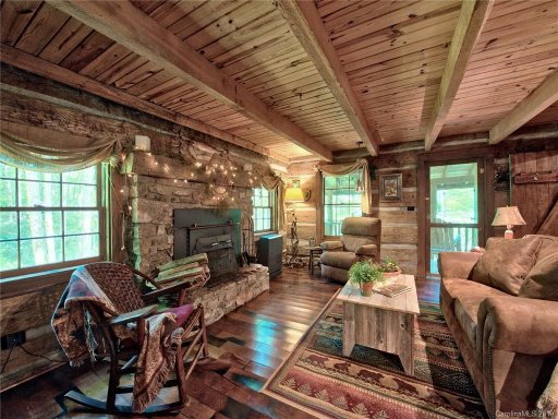 70 Wolf Laurel Drive