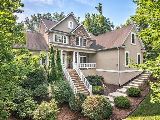 32 Mountain Shadows Drive
