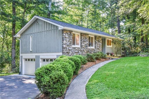 5 Muirfield Court