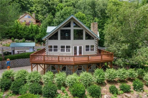 697 Crystal Tree Drive