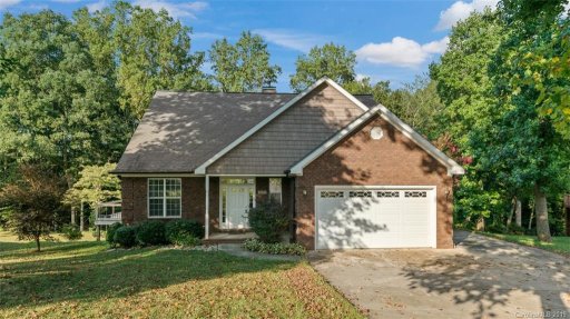 2695 Queens Drive