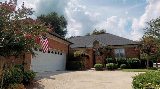 1208 Greenside Drive