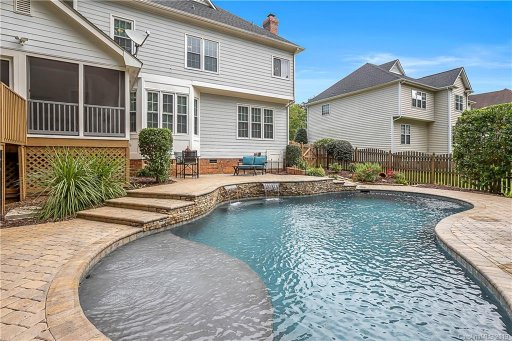 11520 Sir Francis Drake Drive