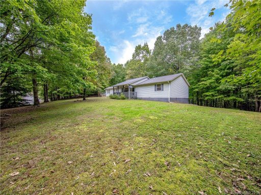 40 Forge Crest Drive