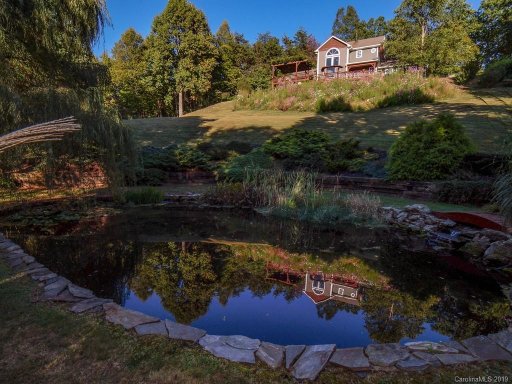 431 Hawks View Drive