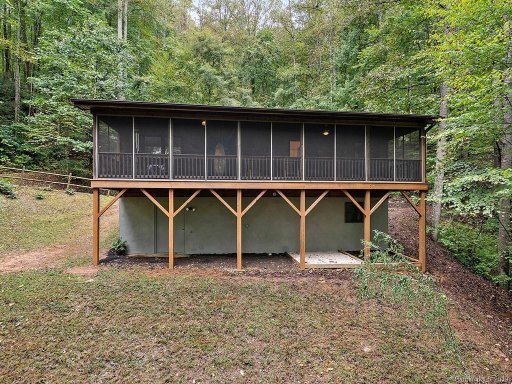 140 Treetops Drive