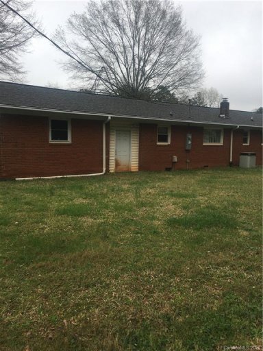 44423 Field Road