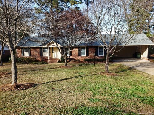 1043 Christopher Circle