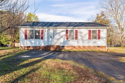 108 Hillcrest Drive