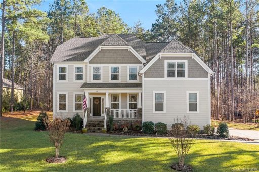 300 Cove Creek Loop