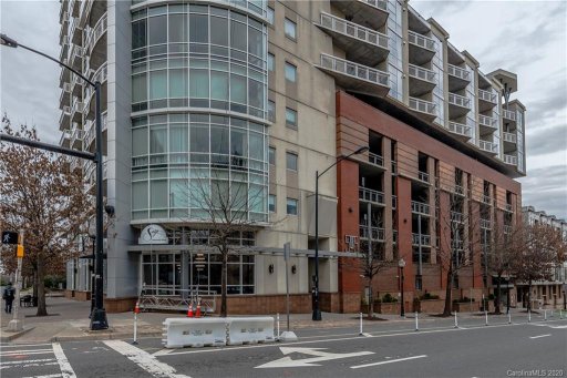 505 E 6th Street 807