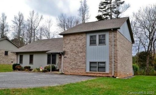 18 Whispering Pines Drive