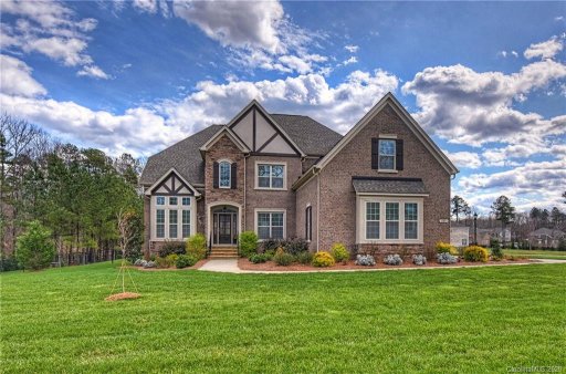 805 Hidden Pond Lane