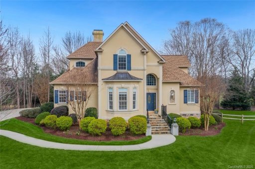 143 Vista Bluff Lane