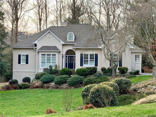 121 Braeside Circle