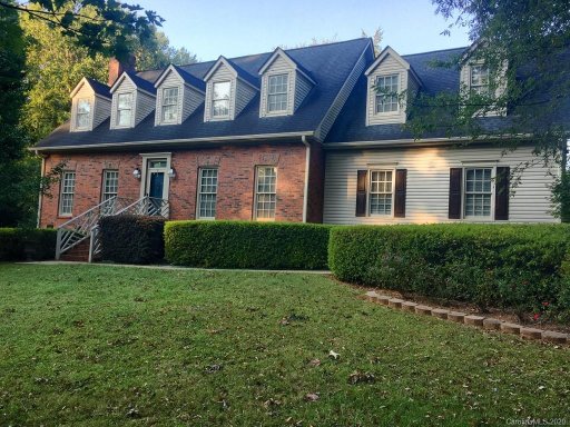 1000 Pinecrest Drive