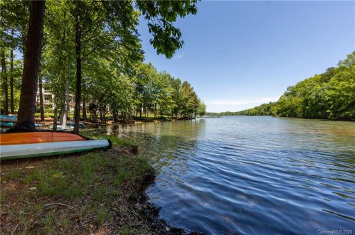 714 Northeast Drive 54