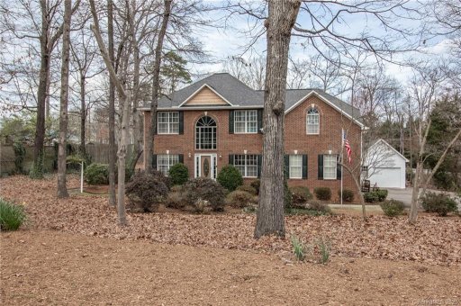 125 Woodstream Circle