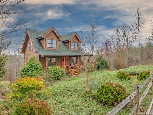 494 Laurel Lakes Parkway