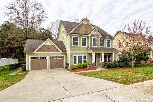 135 Hedgewood Drive