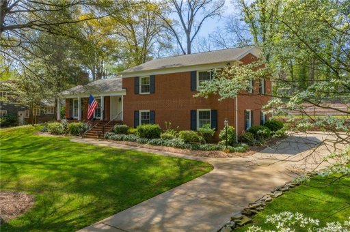 1555 Clarendon Place