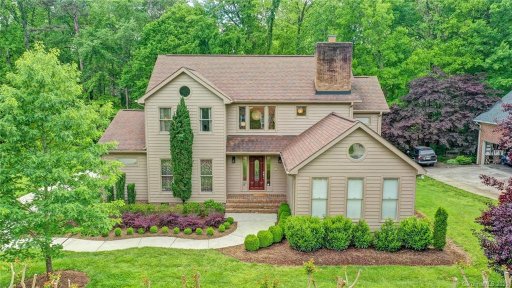 1025 Laurel Park Lane