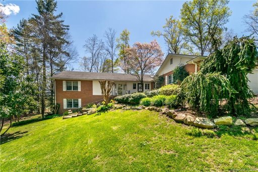 7 Greenbriar Woods Circle