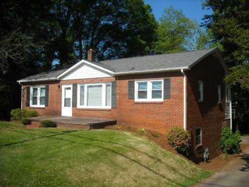 3039 N Center Street