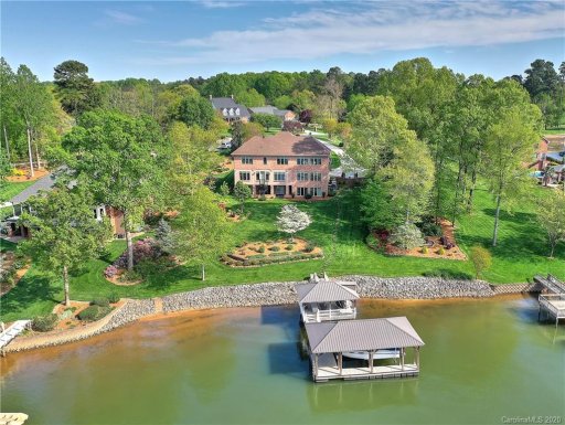 2755 Harbour Pointe Court