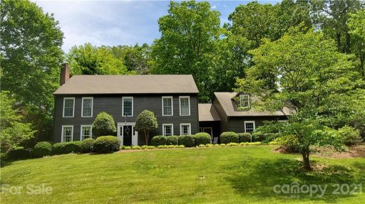 1740 8th Street Drive