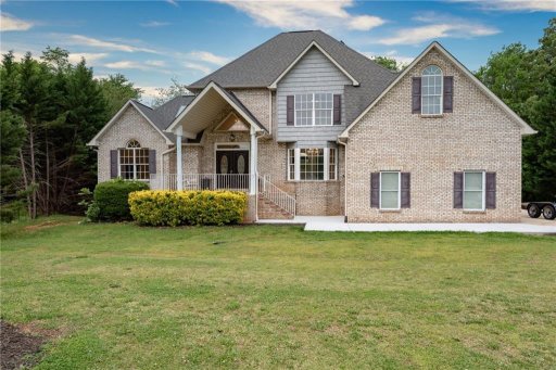 1801 Twin Ponds Drive