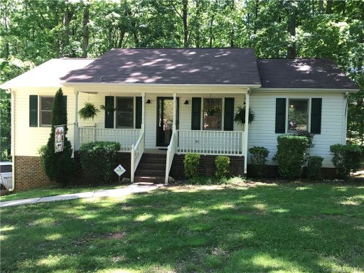 2738 Beechwood Road