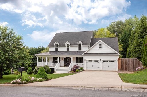68 Drakes Meadow Lane