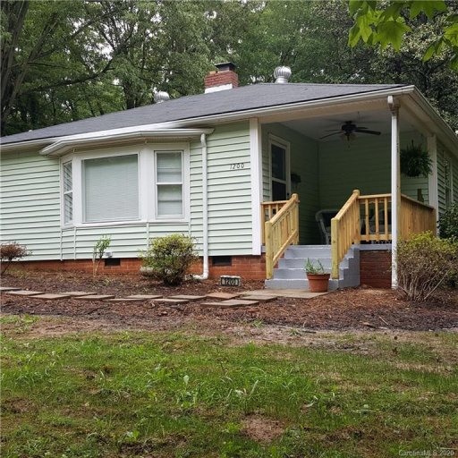 1200 Chronicle Avenue