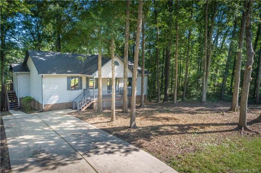 236 Timberland Loop