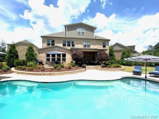 221 Claret Court