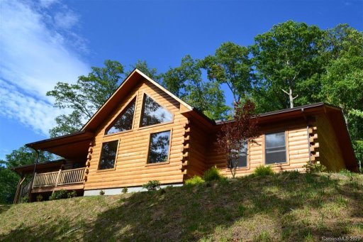 292 Summer Circle