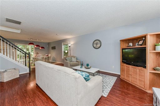 7147 Sycamore Grove Court