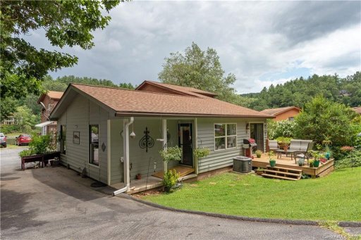 87 Willow Way