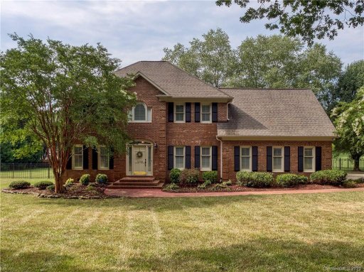 1118 Willow Oaks Trail