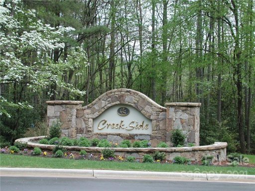 310 Mistletoe Trail 44/43