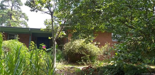 6300 Elmwood Circle