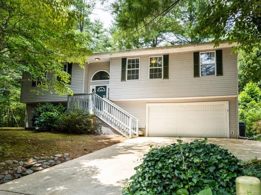 213 Pine Berry Circle