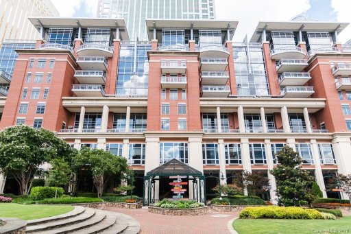 435 S Tryon Street 605