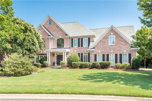 6106 Woodleigh Oaks Drive