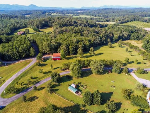 271 Emerald Parkway