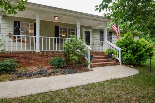 3501 Hickory Nut Court