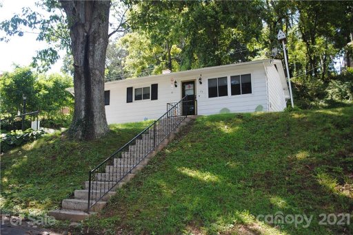 23 High Court Entrance None