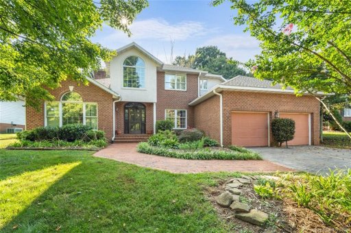 1003 Argyle Place
